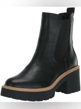 Dolce Vita Black Leather “Tobias” Chelsea Lug Boots— Size 7— EUC